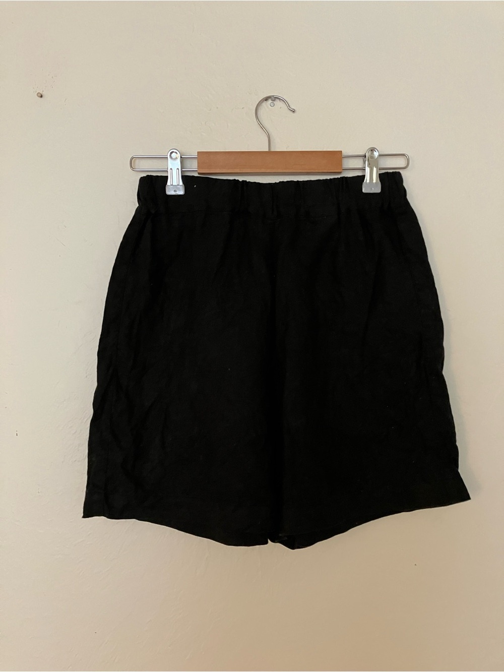 notPERFECTLINEN Black MAIN Shorts